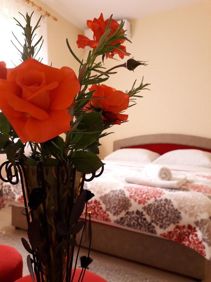 Apartmani Sara Trebinje Eksteriør billede