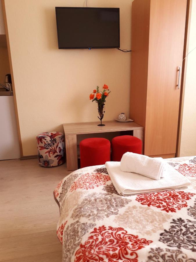 Apartmani Sara Trebinje Eksteriør billede